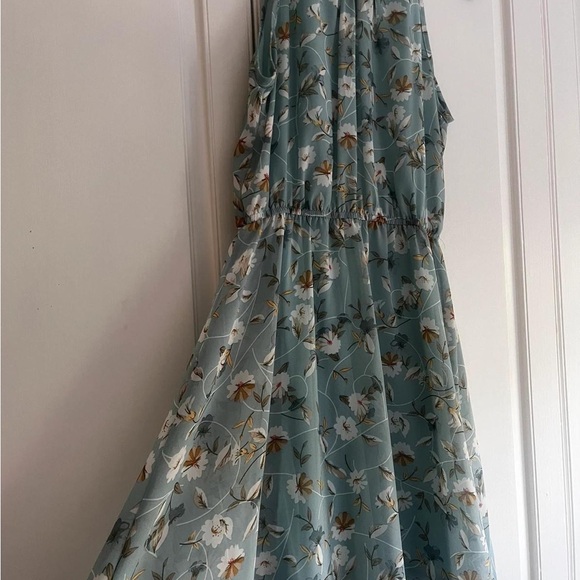 Floral Sleeveless Dress in Blue - Picture 1 of 6